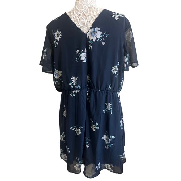 Maurice’s Navy Blue Floral Faux Wrap Dress With Ruffle- Womens Size 1 EUC - Picture 3 of 7